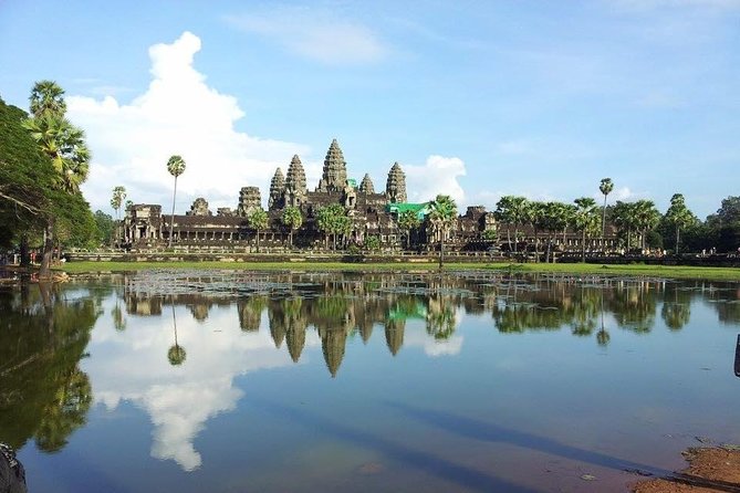 Siem Reap 2 Days Private Tour Angkor Wat and Floating Village - Day 1 Angkor Route, From Angkor Thom to Ta Prohm to Angkor Wat