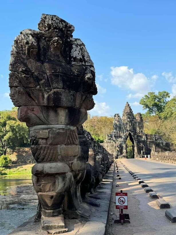 Siem Reap: Angkor Full-Day Group Tour with Japanese Guide - How this Angkor tour works in real time