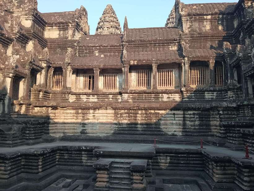 Siem Reap: Angkor Full-Day Group Tour with Japanese Guide - Ta Prohm: jungle temple energy and how to enjoy it