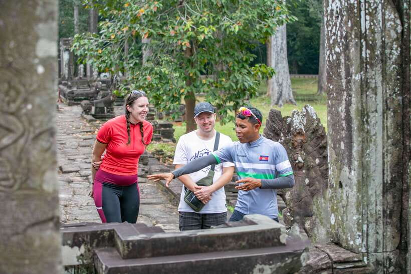 Siem Reap: Angkor Sunrise 2 Days Guided Bike Tour - Why sunrise by bike beats the usual Angkor plan