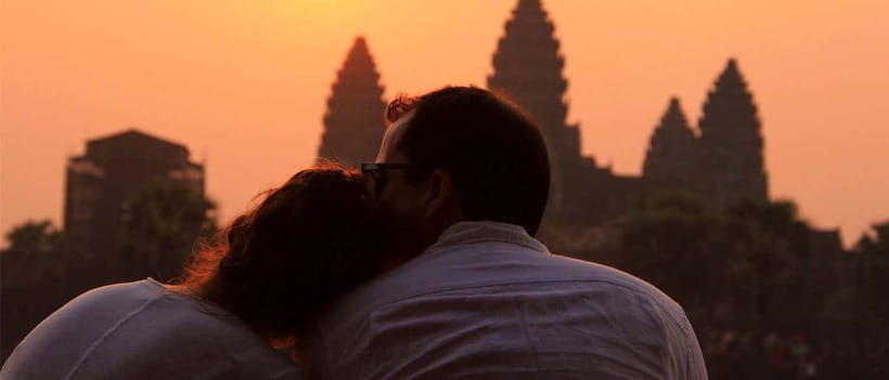 Siem Reap: Angkor Sunrise Jeep Tour / SUV Car Available - Breakfast reset, so you can keep going