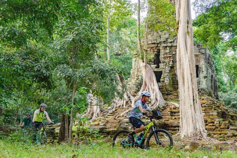 Siem Reap: Angkor Sunset Bike & Boat Tour /E-Bike Available - Biking Comfort, Difficulty, and What the Reviews Suggest