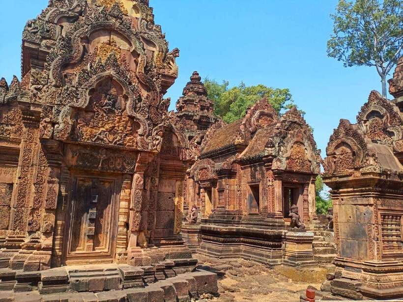Siem Reap: Angkor Wat, Angkor Thom, and Banteay Srei Tour - Angkor Thom and Bayon: the Southern Gate and 200-plus faces
