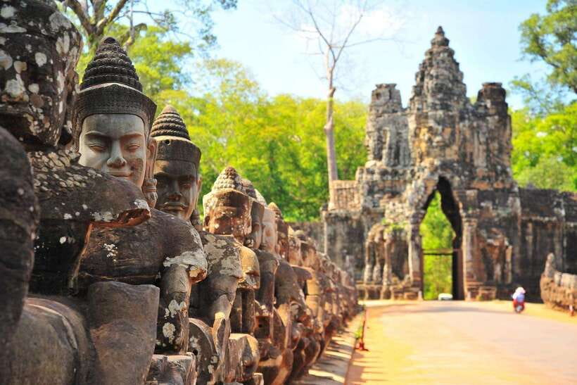 Siem Reap: Angkor Wat Private Tour by Tuk-Tuk - A Tuk-Tuk Day Through Angkor Wat and the Main Temples