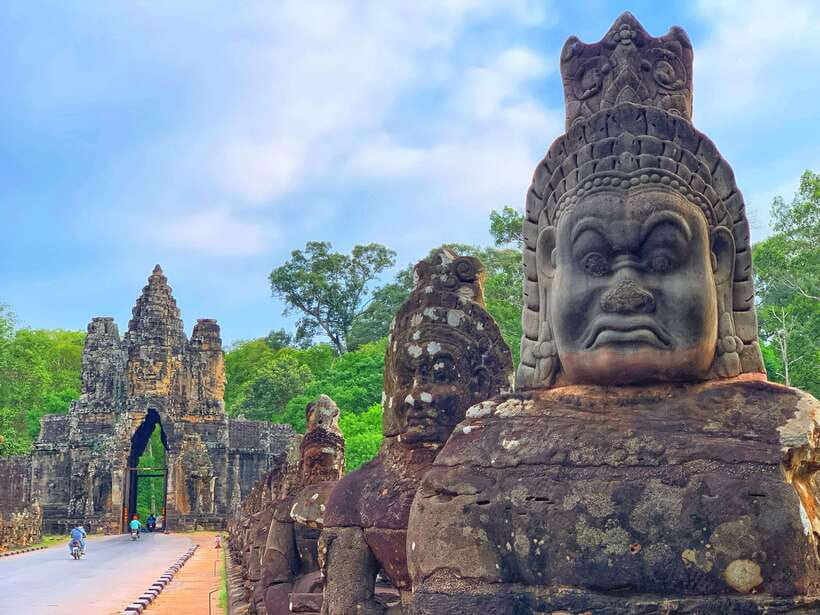 Siem Reap: Angkor Wat Private Tour by Tuk-Tuk - Ta Keo: Guided Time When You Want More Meaning