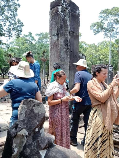 Siem Reap: Angkor Wat Small-Group Day Tour - Srah Srang break time before Angkor Wat