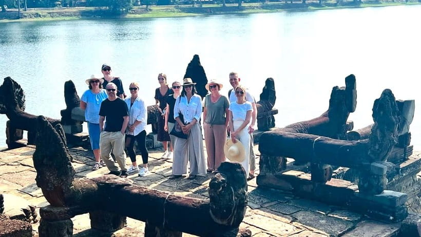 Siem Reap: Angkor Wat: Small-Group Sunrise Tour - Guides, Photography Tips, and the Small-Group Feel