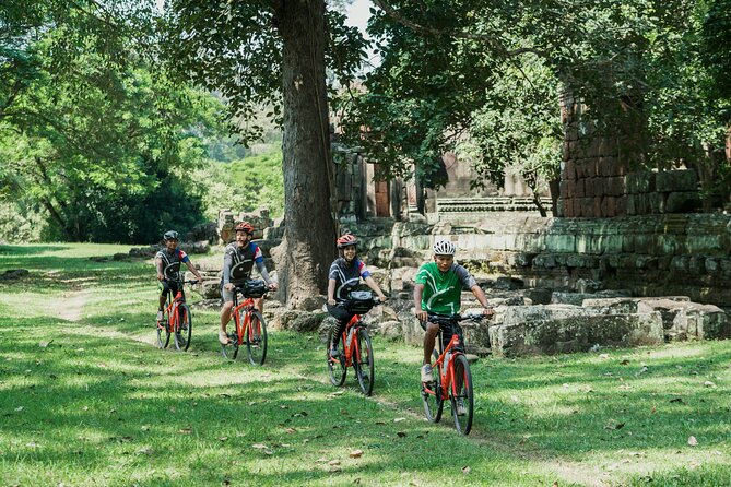 Siem Reap: Angkor Wat Sunrise Bike Tour & Jungle Breakfast - Jungle breakfast after the sunrise: a quiet reset before more temples