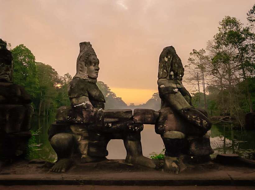 Siem Reap: Angkor Wat Sunrise or Sunset Guided Tour - Ta Keo pyramid temple: climbing toward a quieter, more grounded mood