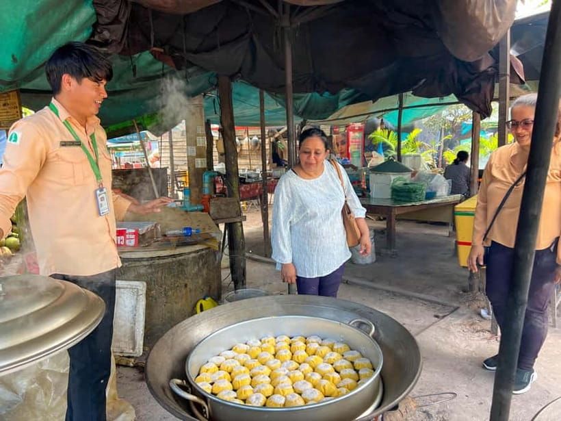 Siem Reap: Angkor Wat Sunrise Small Group tour and Breakfast - Bayon Temple: 54 Towers and 216 Faces You Actually Need to See