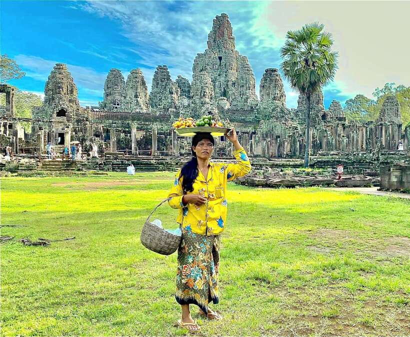 Siem Reap: Angkor Wat Sunrise Tour With Small Group - Banteay Kdei: the calmer contrast you will appreciate