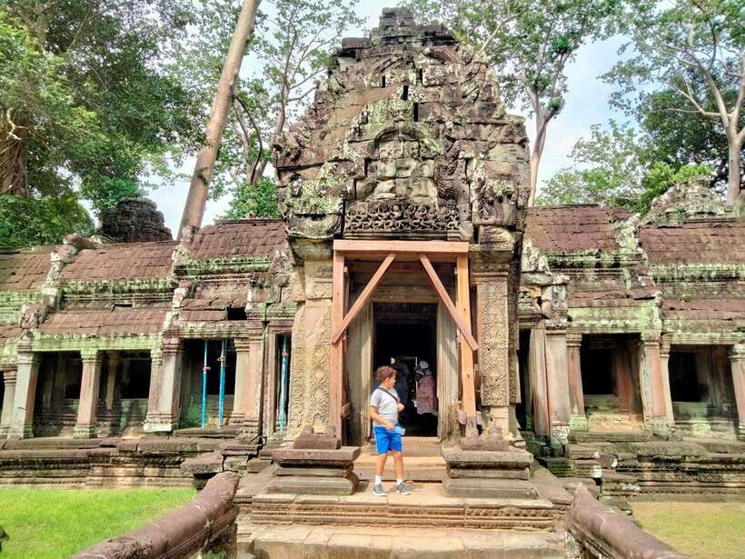 Siem Reap: Angkor Wat Tour Explore The Most Iconic Temples - Banteay Kdei: a quieter pause with real texture