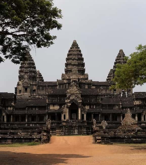 Siem Reap: Angkor Wat Tour with Italian-Speaking Guide - 1-day Small Circuit: the temples people remember