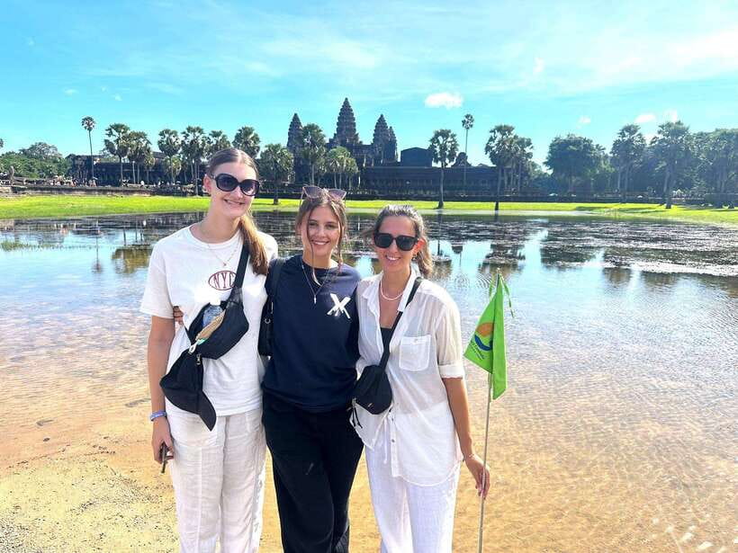 Siem Reap: Angkor Wat with German or English Guided Tour - Angkor Wat: Classical Khmer Details You Can Actually See