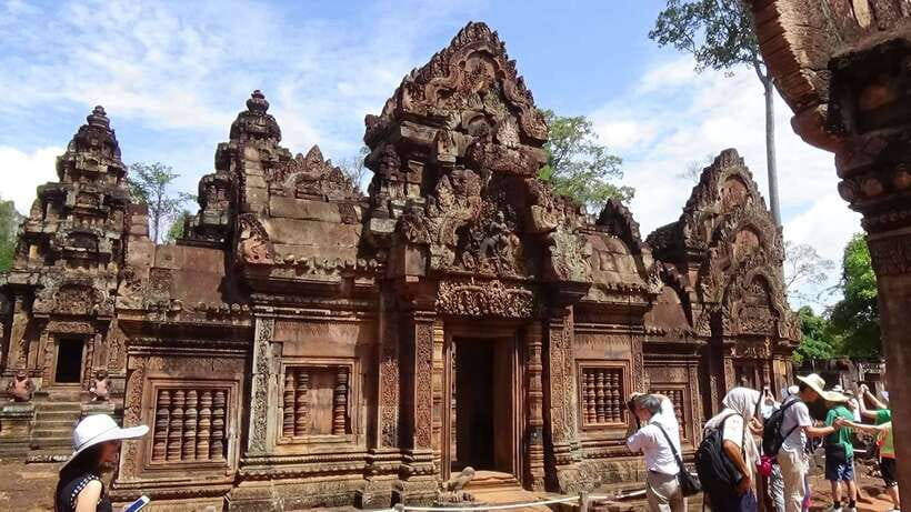 Siem Reap: Banteay Srei and Grand Circuit Heritage Tour - Preah Khan: root-choked stone and Jayavarman VII’s footprint