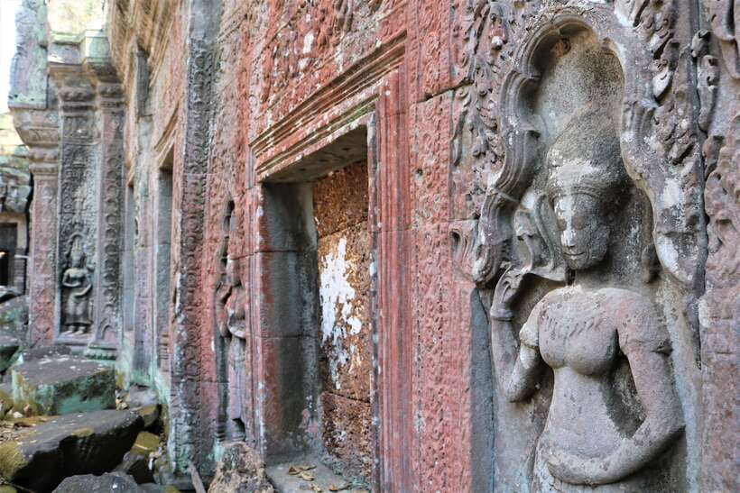 Siem Reap: Banteay Srei and Grand Circuit Heritage Tour - Neak Pean and Jayatataka Baray: a Buddhist pause in the middle