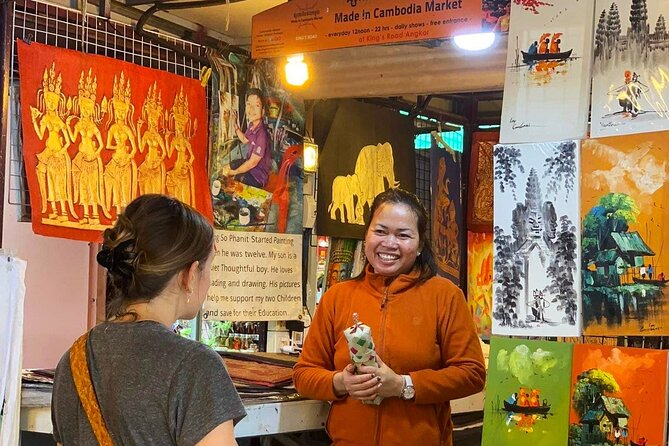 Siem Reap: City Walking Tour - Pub Street by day: daylight orientation for better nights