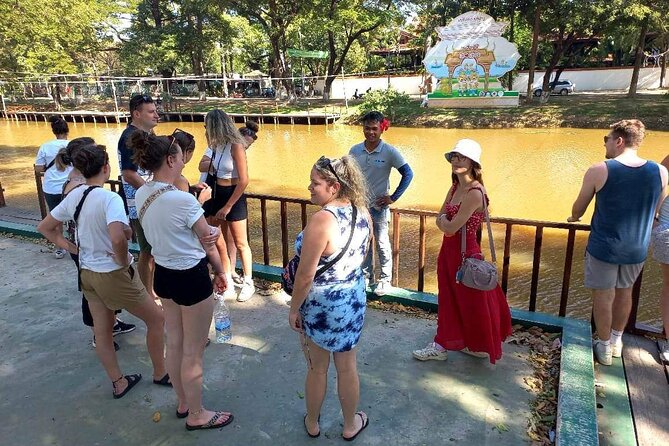 Siem Reap: City Walking Tour - Royal Gardens and Royal Residence: the best opening act