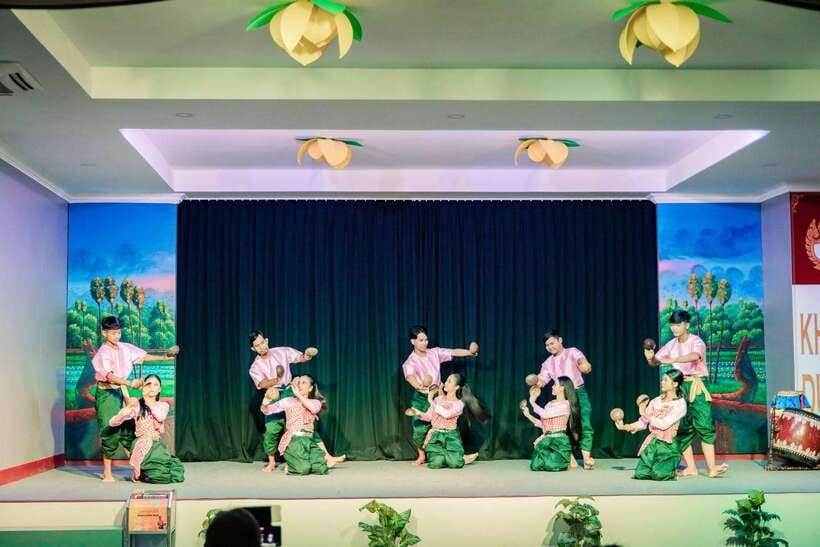 Siem Reap: Dinner and Traditional Show with Hotel Transfer - Key takeaways before you go