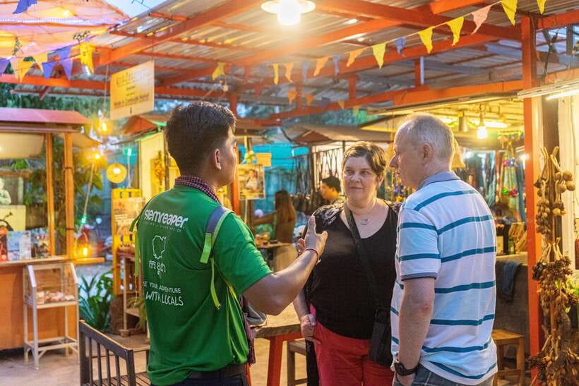Siem Reap: Evening Food Tour with 10 Local Tastings - Street 60 night market: grilled chicken, cold drinks, and the bug finale