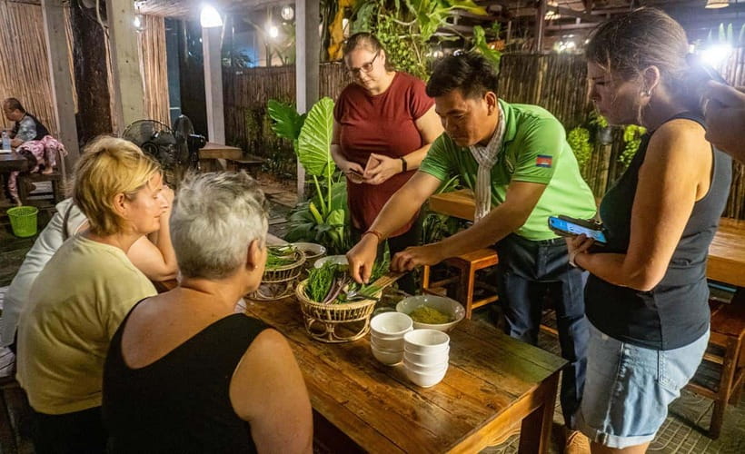 Siem Reap: Evening Foodie Vespa Tour / Tuk Tuk Available - Guides, groups, and safety: what quality looks like on this tour