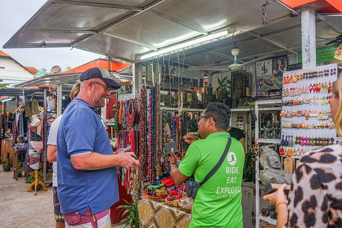 Siem Reap: Evening Foodie Vespa Tour / Tuk Tuk Available - Getting set up: pickup, small group pace, and what to bring
