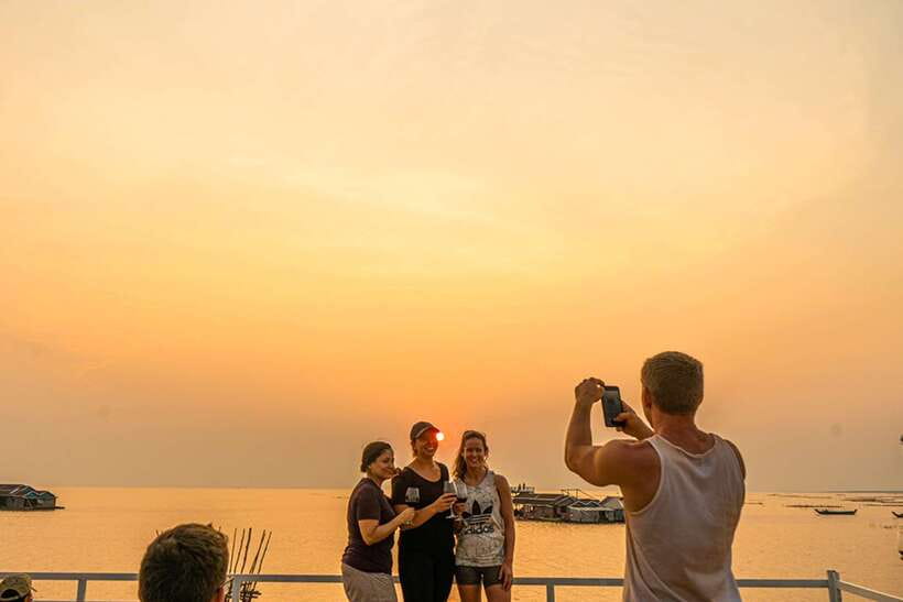 Siem Reap: Floating Village and Sunset Private Boat Tour - From your hotel to the real Cambodia, rice fields first