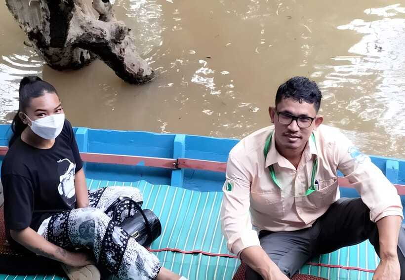 Siem Reap: Floating Village, Kampong Phluk Private Tour - Your Private 6-Hour Tour: Pickup, Transfer, and Village Time