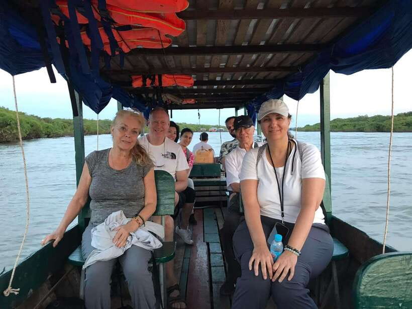 Siem Reap Floating Village Tour, Kompong Phluk Tour - What I’d watch for: group size, bus comfort, and hearing the guide