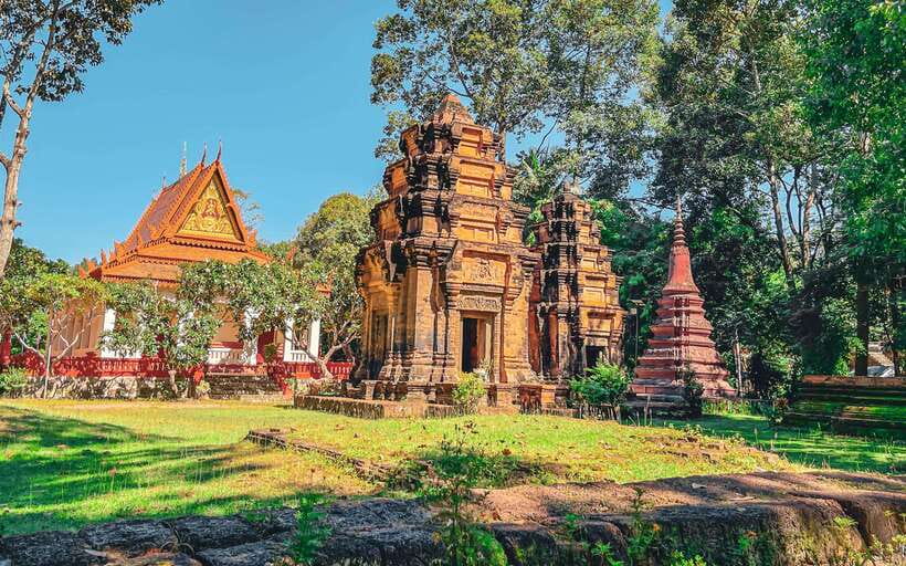 Siem Reap: FREE Market & Local Temple Tour - What the guided approach feels like in real life (with Mr. Sivhong)