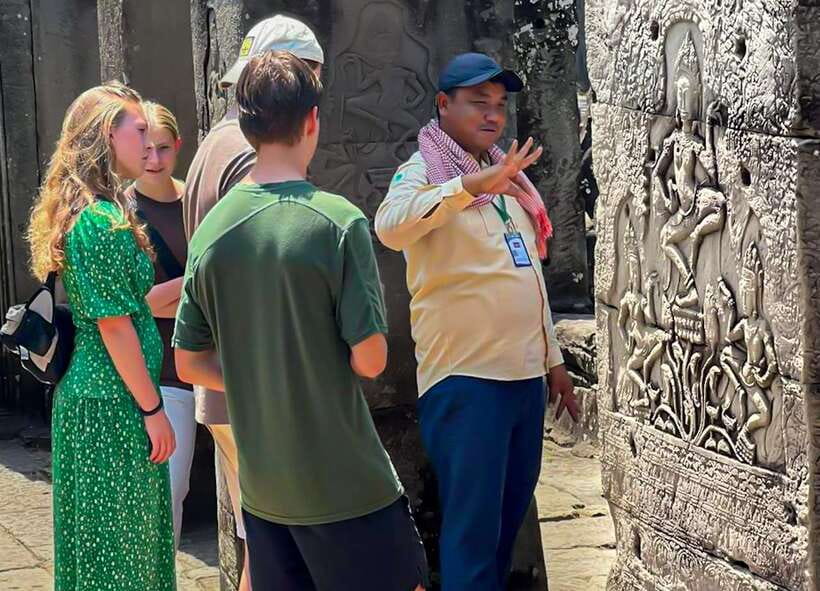 Siem Reap: Full-Day Angkor Wat Guided Tour with Sunset - Angkor Wat Main Grounds: Why a Guided Walk Beats Solo Wandering