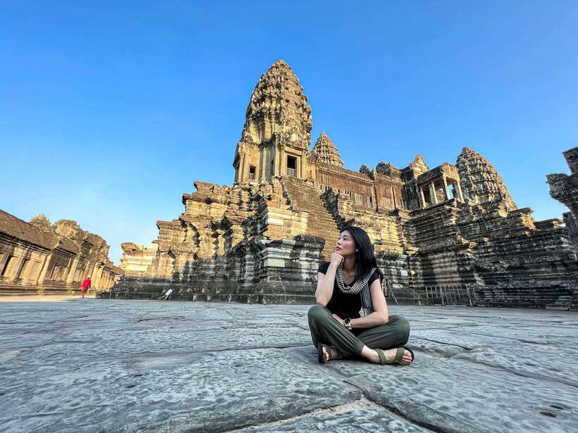 Siem Reap: Full Day Angkor Wat Temple Experience with Sunset - Angkor Wat: Moat, Vishnu Dedication, Bas-Reliefs, and Tower Views