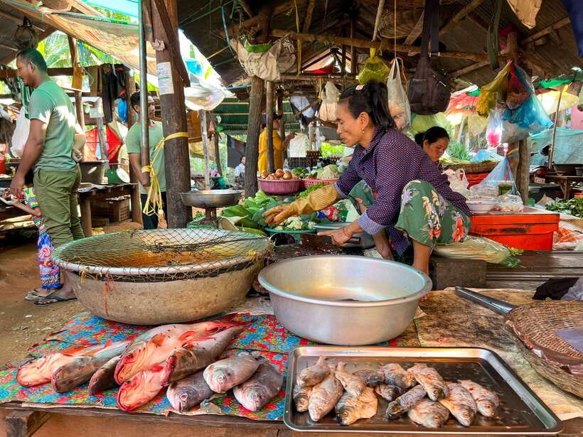 Siem Reap: Kampong Phluk and Tonle Sap Sunset Boat Cruise - Price and value: is $80 worth a 5 hour sunset tour?