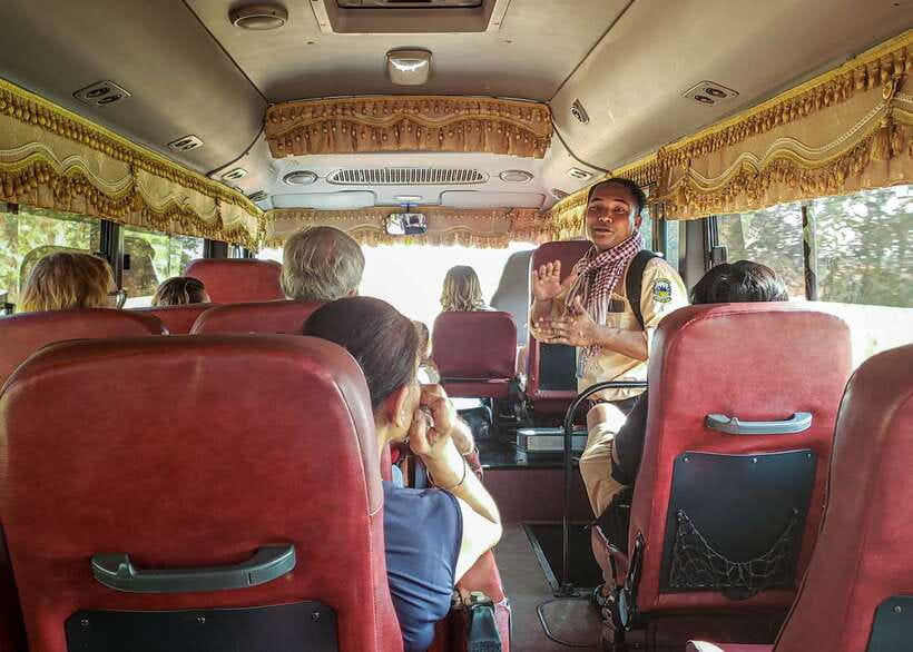 Siem Reap: Kampong Phluk Floating Village Tour with Boat - The boat ride on Tonle Sap: mangroves, life jackets, and that fresh-air reset