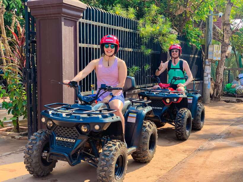 Siem Reap: Khmer Village and Fish Farm ATV Tour - Fish Farm Stop: Seeing Local Wildlife the Plain Way