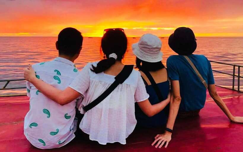 Siem Reap: Kompong Phluk Floating Village Half-Day Tour - What guides do best here: clear English and practical explanations