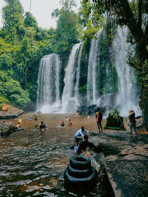 Siem Reap: Kulen Mountain, Beng Mealea, and Kampong Phluk - Kampong Phluk on Tonle Sap: floating homes, boats, and mangrove life