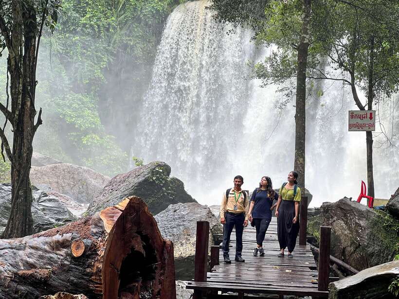 Siem Reap: Kulen Mountain, Beng Mealea and Tonle Sap Tour - Beng Mealea: 12th-century jungle temple time, not a polished museum