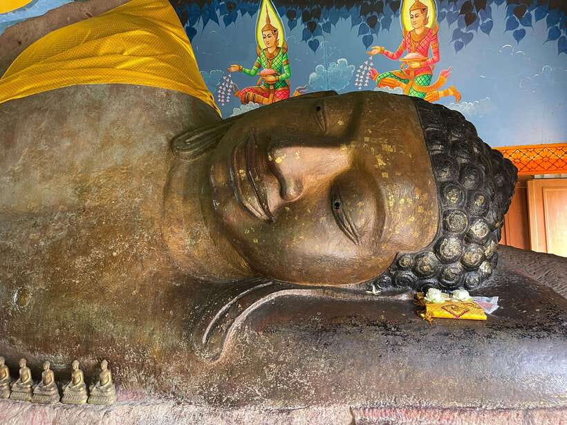 Siem Reap: Kulen Waterfall and Banteay Srei Exploration - Banteay Srei: Red Sandstone Carving That Rewards Slow Looking