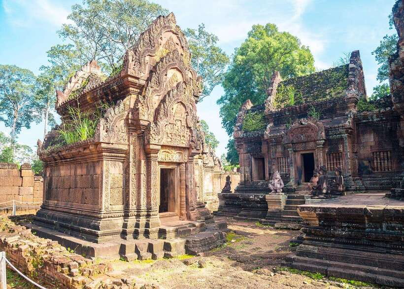 Siem Reap: Kulen Waterfalls and Banteay Srei Tour - Phnom Kulen National Park: Photos, Walks, and the Optional Water Moment