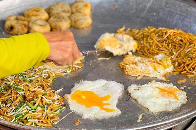 Siem Reap: Local Street Food Experience by Tuk-Tuk - Who should book this tuk-tuk street food experience