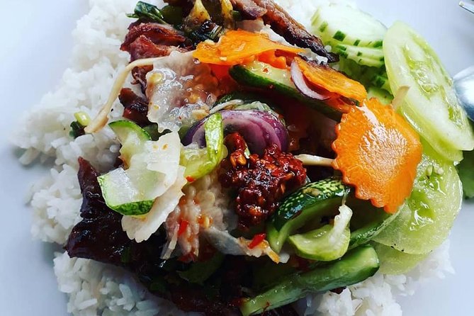 Siem Reap Morning Culinary & Culture Tour - (Vego also available) - Stop two: the mother-and-daughter street shop, and the most famous breakfast favorite