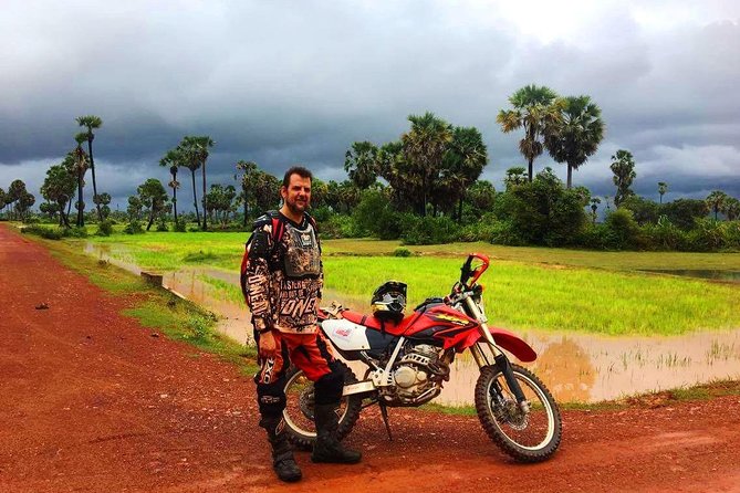 Siem Reap One Day Dirt Bike MotorbikeTour - The ride between stops: villages, rice fields, and that first-time feeling