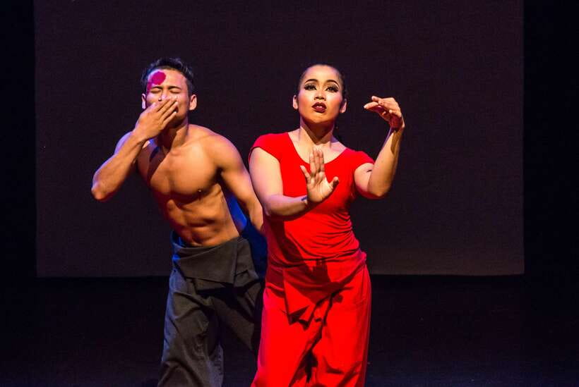 Siem Reap: Phare, the Cambodian Circus Show Tickets - Inside the Big Top, what happens during the hour