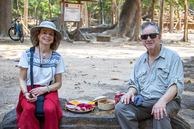 Siem Reap: Private Angkor Wat Sunrise & Tour Around Angkor Park - Stop 3, Srah Srang: breakfast with a reservoir view
