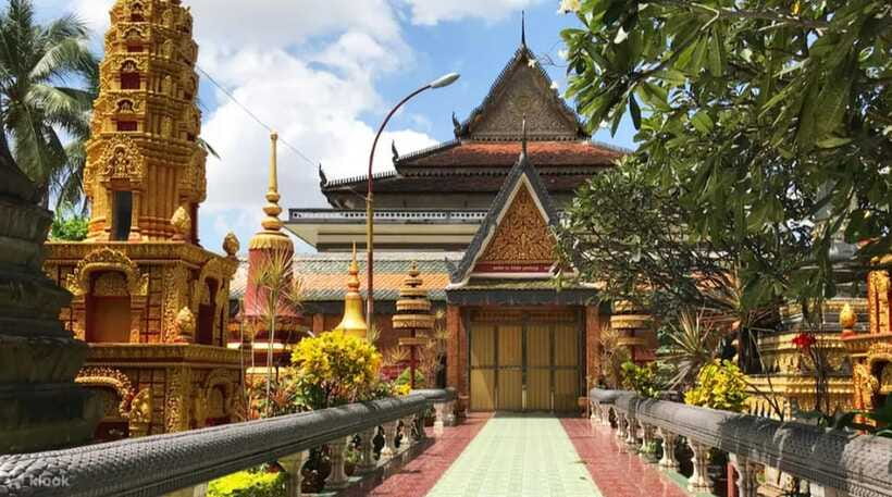Siem Reap Private Car Charter with English Speaking Driver - Price and logistics: making $25 per person work for you