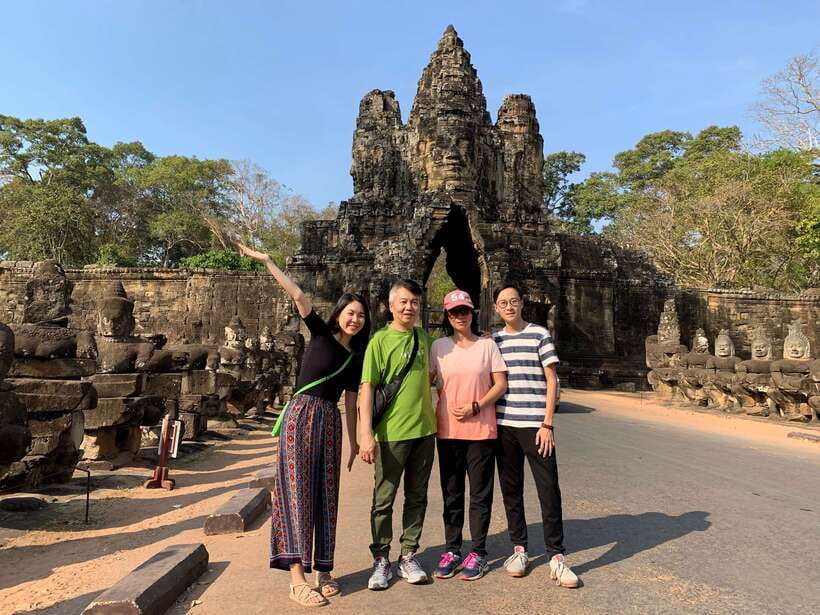 Siem Reap: Private Tour of Angkor Complex - Angkor Wat, the main event with serious scale