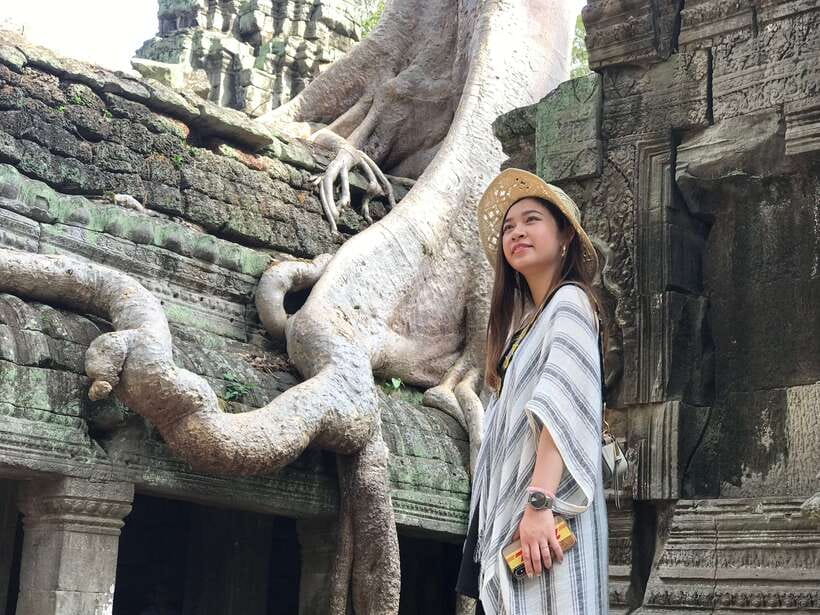 Siem Reap: Private Tour of Angkor Complex - Entering Angkor Thom at the South Gate, then facing Bayon