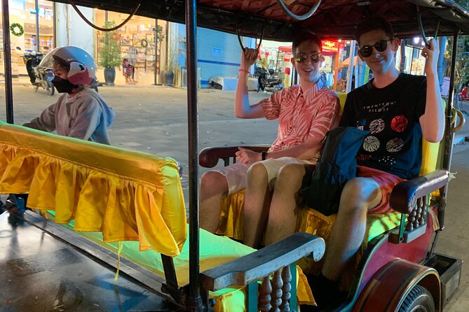 Siem Reap Street Food Tour - Road 60 style eating: what the main stop feels like