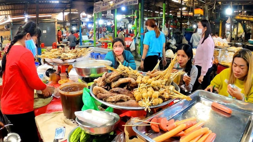 Siem Reap Street Foods Tour by Tuk Tuk with Personal Guide - Why a tuk-tuk food run beats a random dinner plan